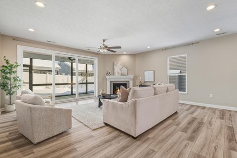 Tiny photo for 5552 Jessica Lane W, Powell, OH 43065 (MLS # 226003234)