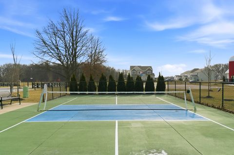 Tiny photo for 5552 Jessica Lane W, Powell, OH 43065 (MLS # 226003234)