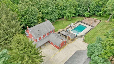 Photo of 1444 Blue Jay Road, Heath, OH 43056 (MLS # 226031131)