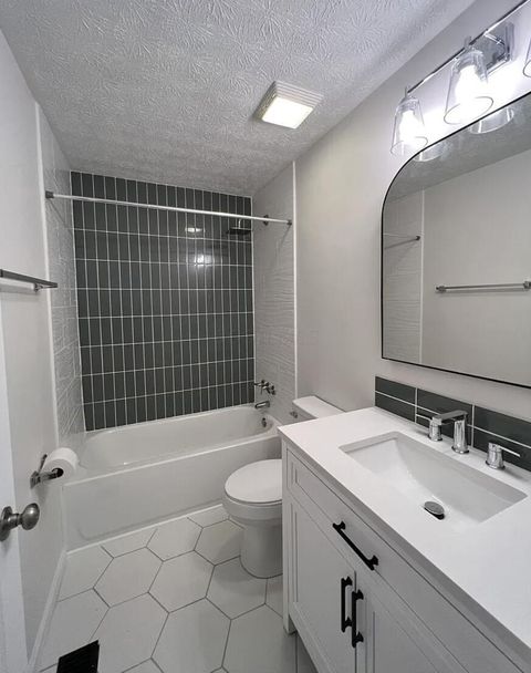 Tiny photo for 6646 Birch Park Way, Galloway, OH 43119 (MLS # 225044462)