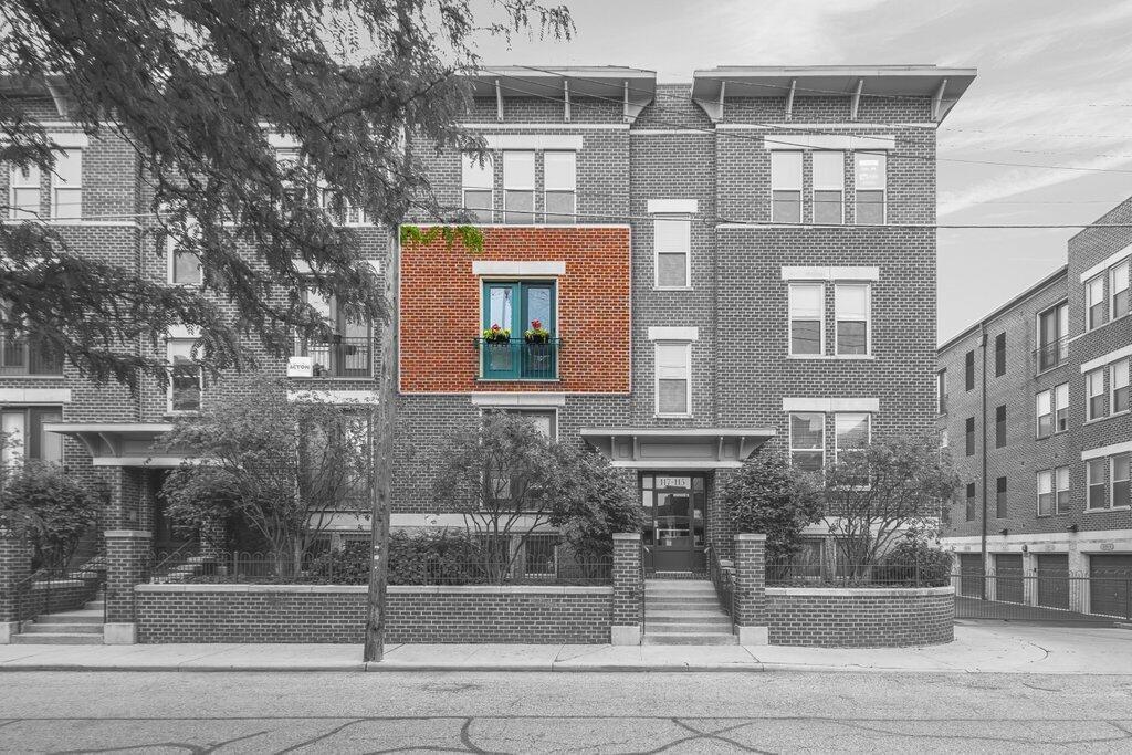 117 E Noble Street 2
