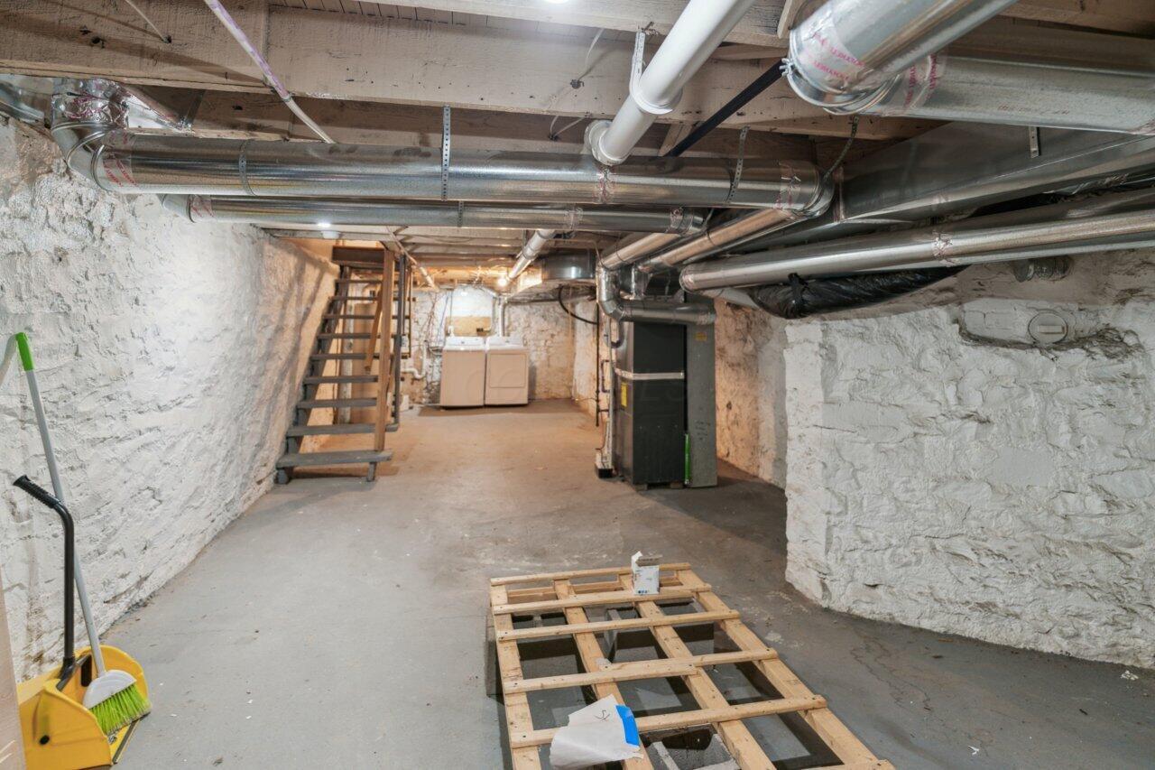 Columbus, Ohio 43206, United States, 3 Bedrooms Bedrooms, ,3 BathroomsBathrooms,Residential,Active,199157