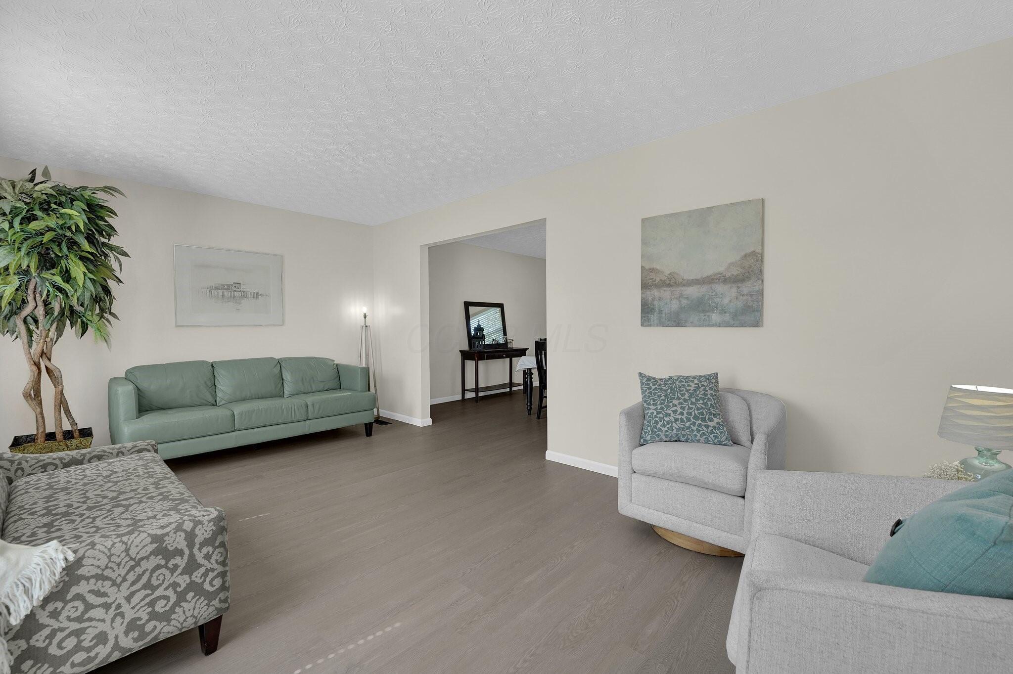 7567 Simmswood Court, Dublin, Ohio image 4