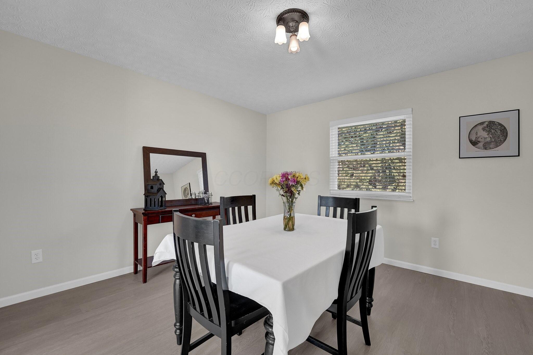 7567 Simmswood Court, Dublin, Ohio image 5