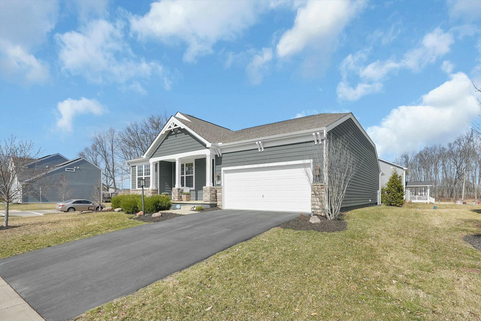 214 Saffron Drive, Sunbury, Ohio image 5