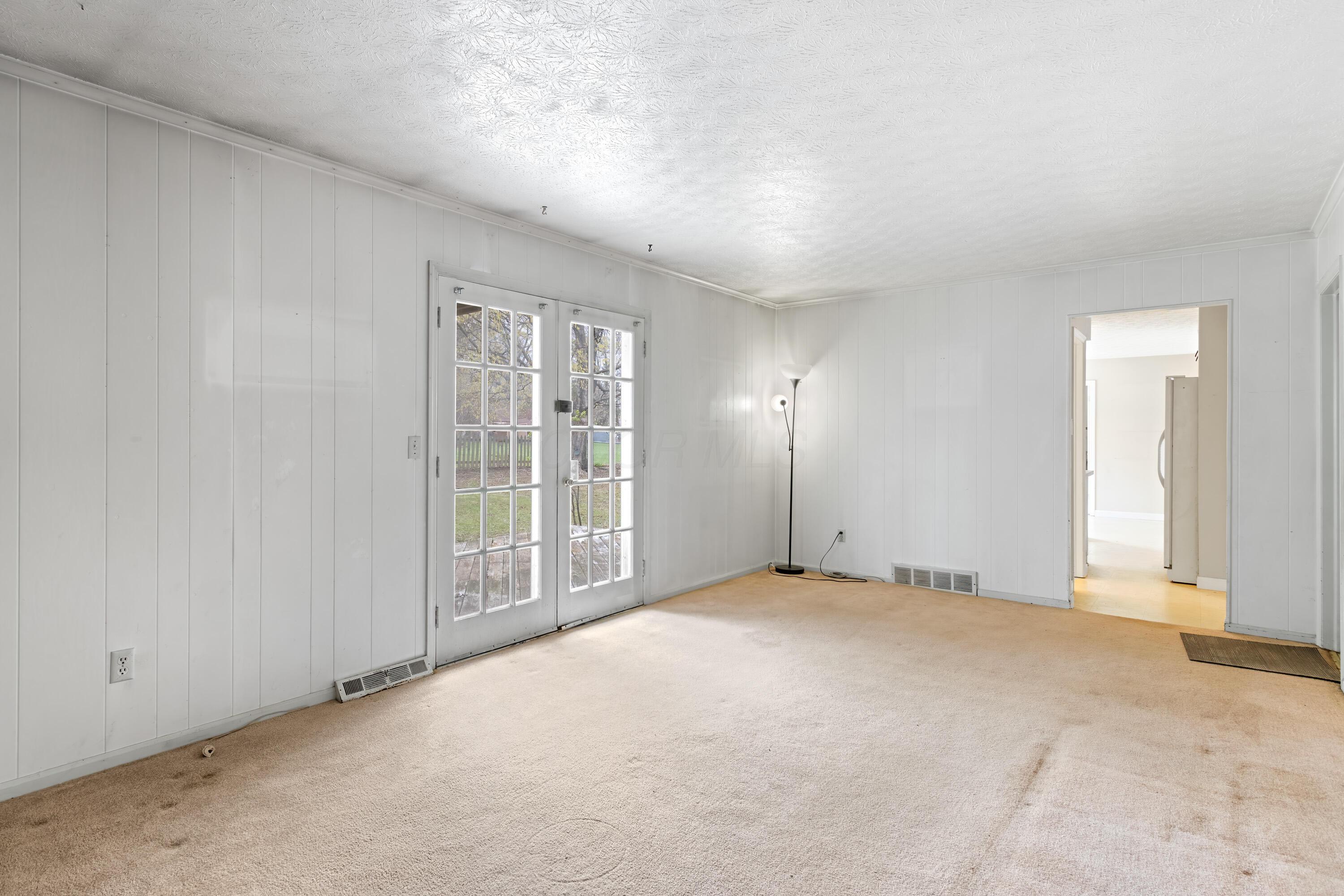 1091 Matterhorn Drive, Reynoldsburg, Ohio image 10