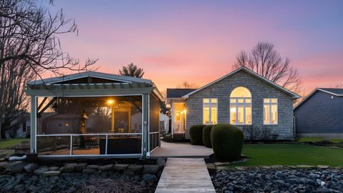 Photo of 11974 Township Road 406, Thornville, OH 43076 (MLS # 226007600)