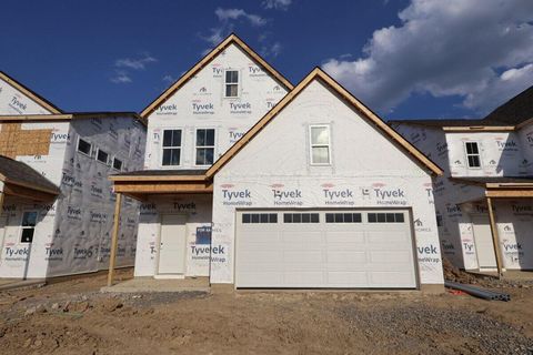 Photo of 5743 Valleydale Road, Powell, OH 43065 (MLS # 226014960)