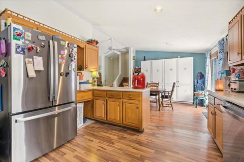 Tiny photo for 15700 Sherri Drive, Mount Vernon, OH 43050 (MLS # 226003222)