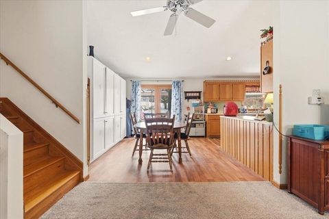 Tiny photo for 15700 Sherri Drive, Mount Vernon, OH 43050 (MLS # 226003222)