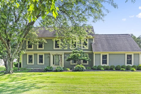 Photo of 5647 Loch Broom Circle, Dublin, OH 43017 (MLS # 226026514)