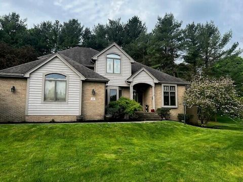 Photo of 117 Glyn Tawel Drive, Granville, OH 43023 (MLS # 226014774)