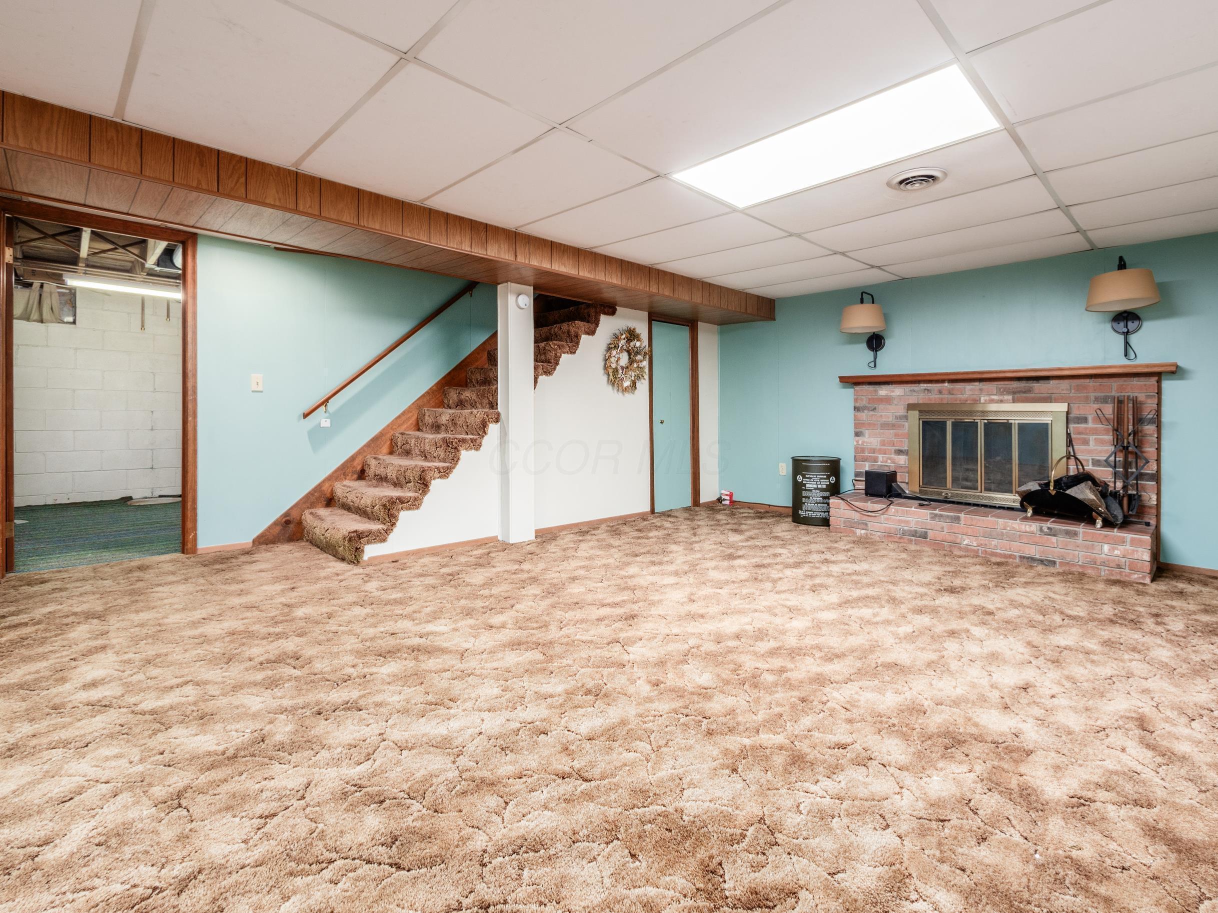 2800 E Military Road, Zanesville, Ohio image 24