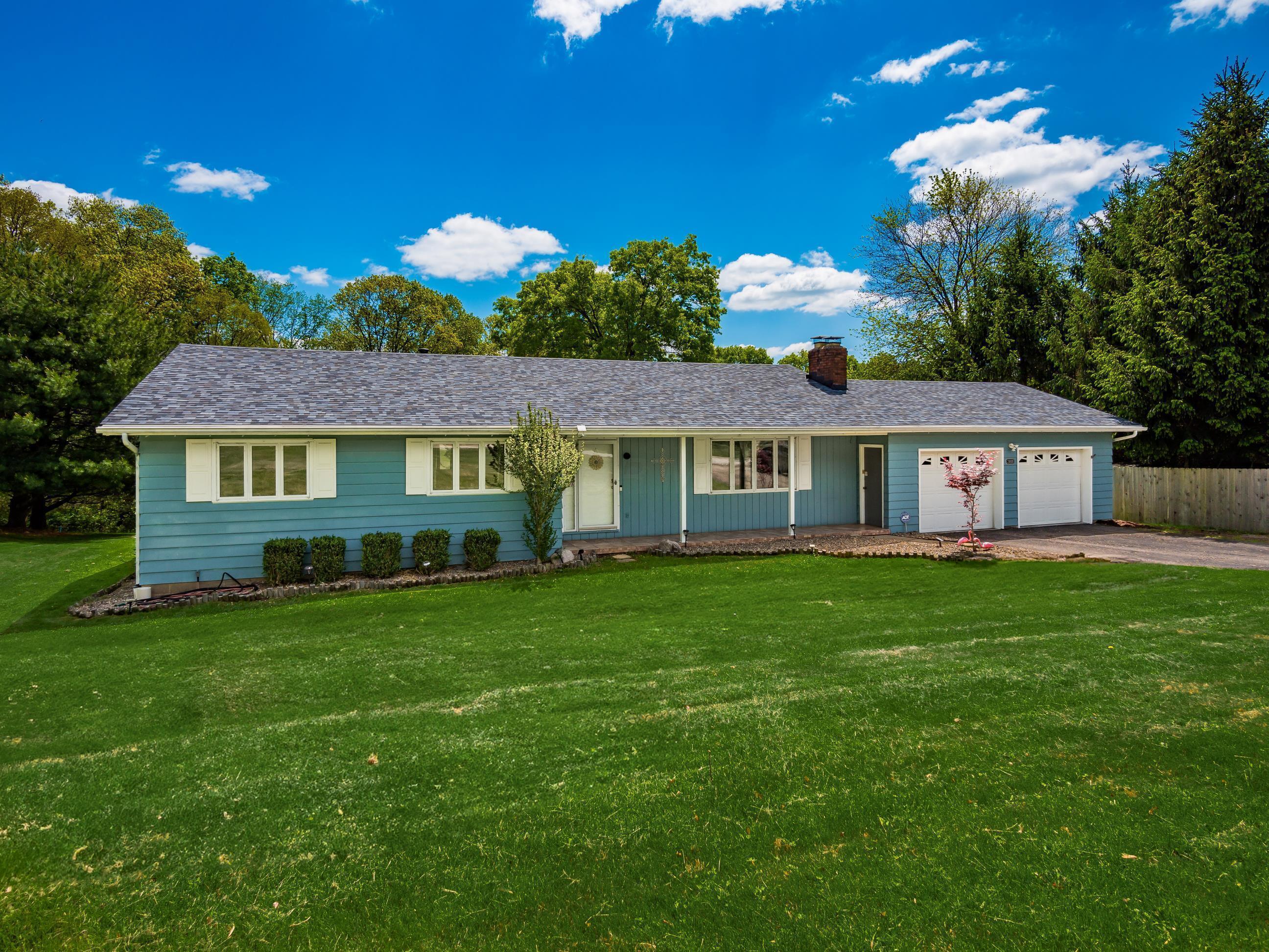 2800 E Military Road, Zanesville, Ohio image 1