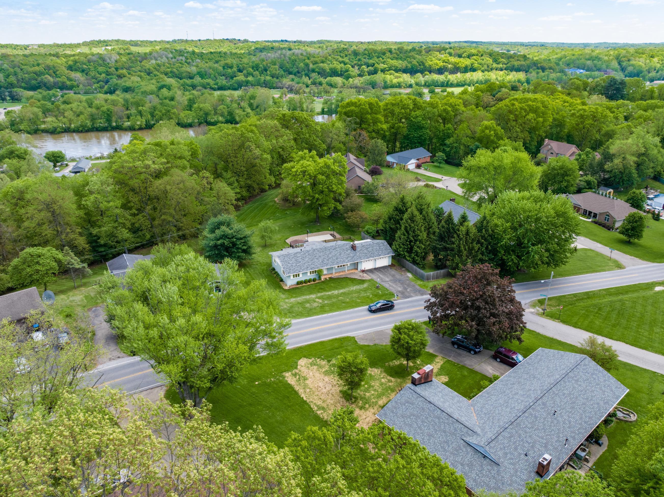 2800 E Military Road, Zanesville, Ohio image 47