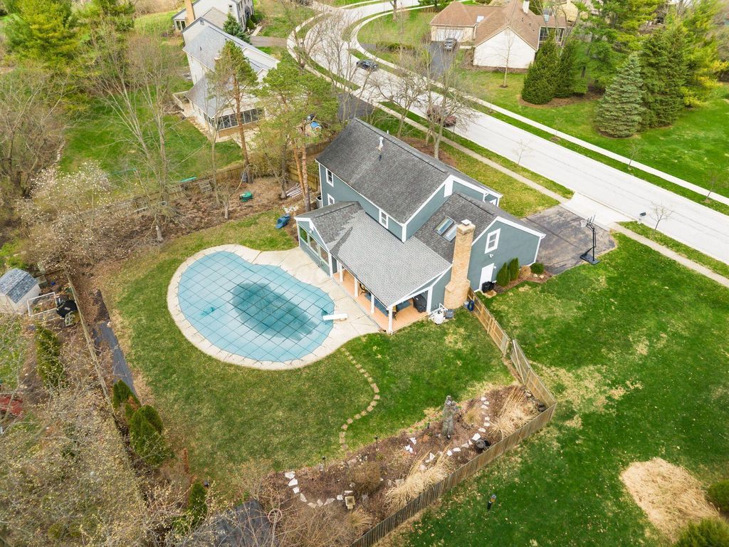 Photo of 271 Monsarrat Drive, Dublin, OH 43017 (MLS # 226009063)