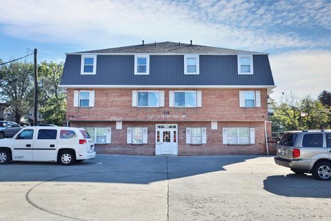 Photo of 3318 N High Street 3314 #3314, Columbus, OH 43202 (MLS # 225039943)