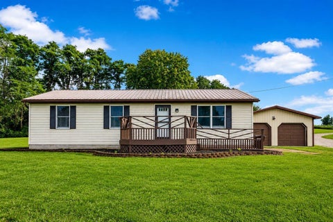Photo of 5653 Duncan Road SW, Lancaster, OH 43130 (MLS # 226030877)