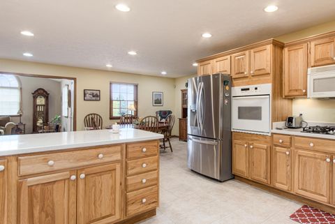 Tiny photo for 1061 Edinburgh, London, OH 43140 (MLS # 225041908)