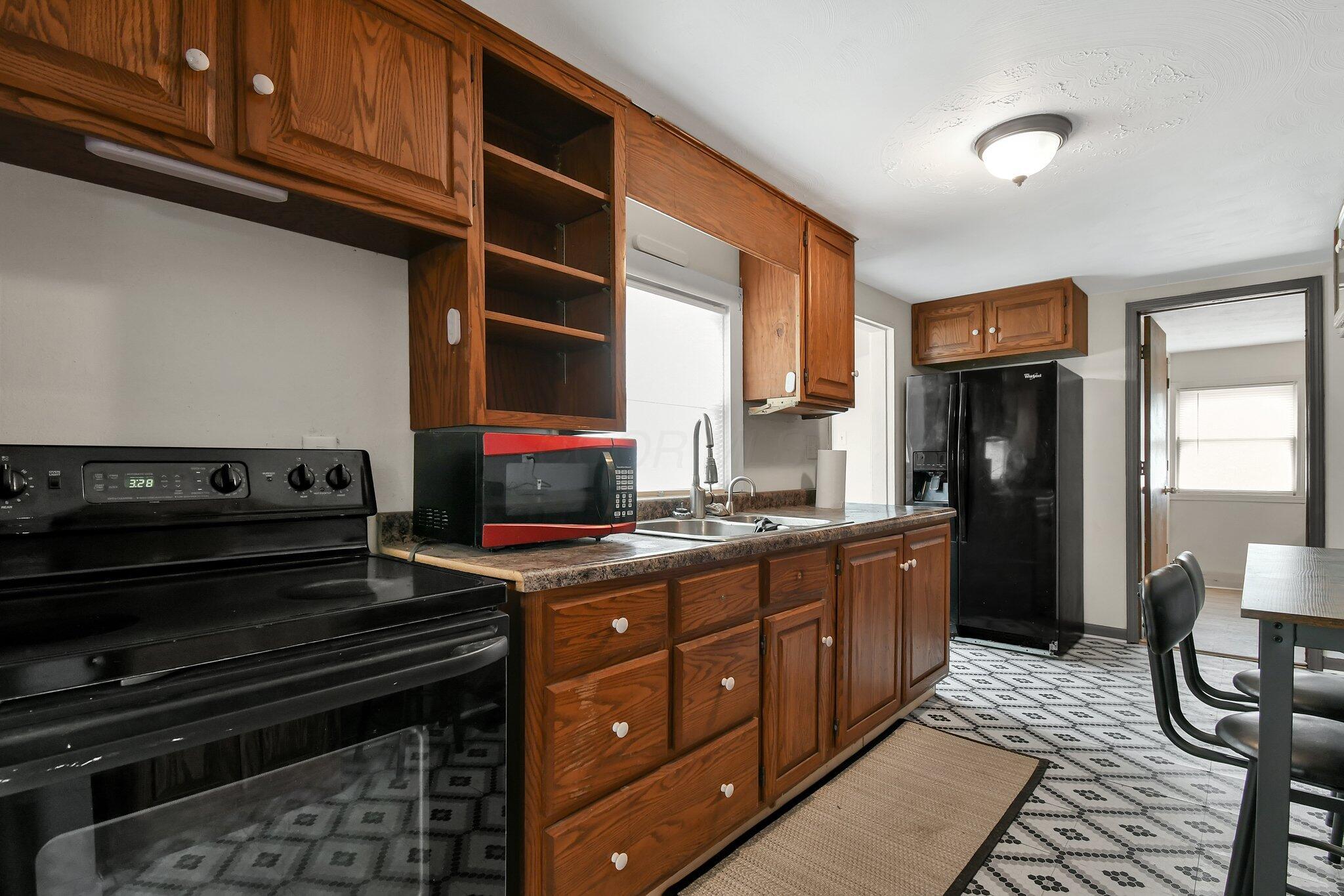 593 Dean Road, Mansfield, Ohio image 8