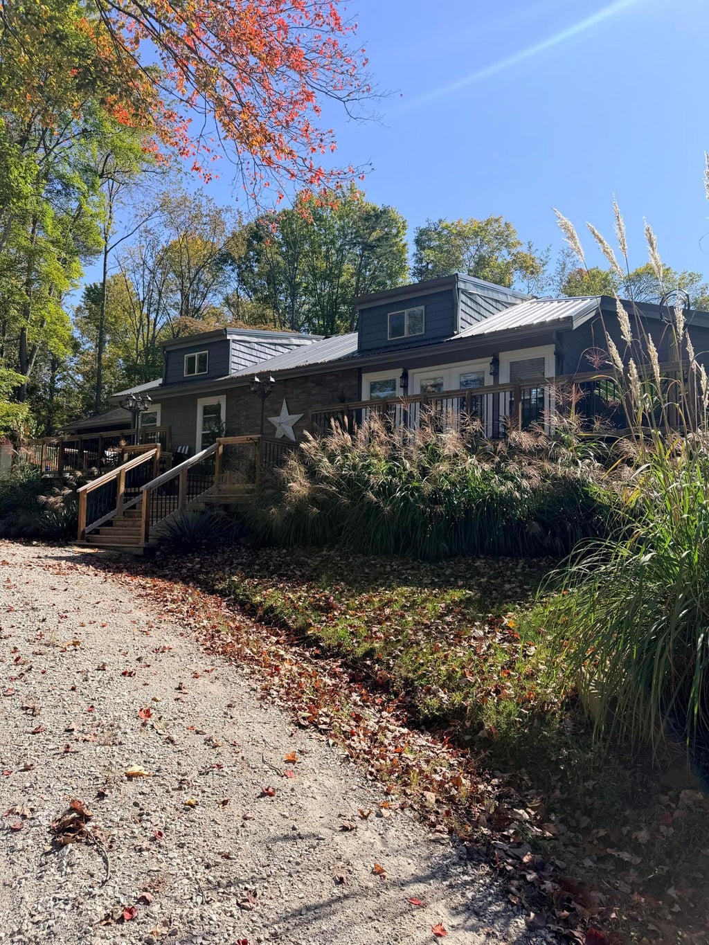 Photo of 901 Kato Court, Sugar Grove, OH 43155 (MLS # 226040545)
