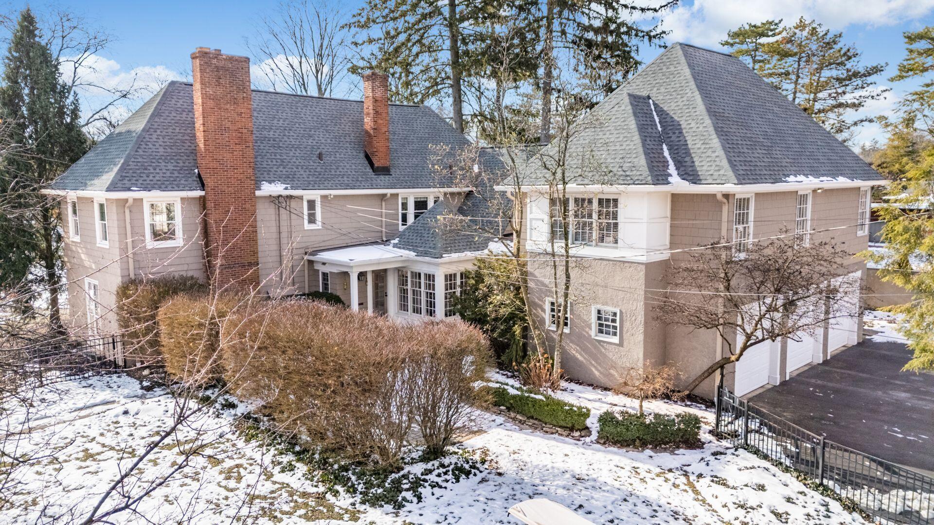 2688 E Broad Street, Bexley, Ohio image 3