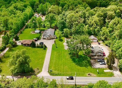 Photo of 2781 Innis Road F #F, Columbus, OH 43224 (MLS # 225022065)