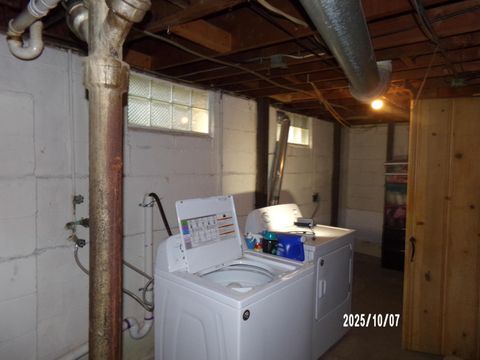 Tiny photo for 1443 Fairwood Avenue, Columbus, OH 43206 (MLS # 225037376)