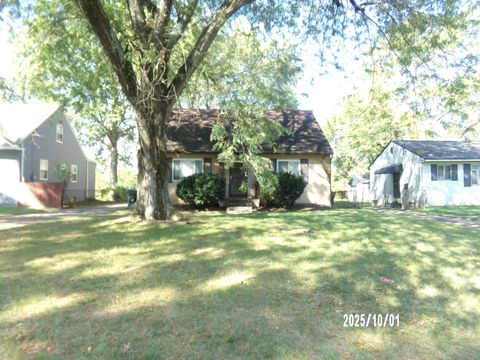 Photo of 1443 Fairwood Avenue, Columbus, OH 43206 (MLS # 225037376)