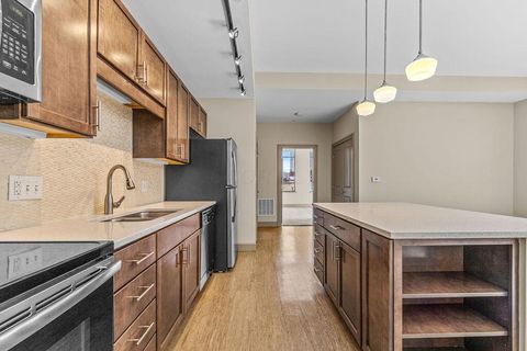 Tiny photo for 51 N High Street 501 #501, Columbus, OH 43215 (MLS # 226000910)