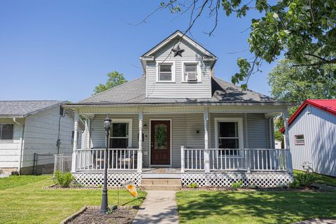 Photo of 71 S 32nd Street, Newark, OH 43055 (MLS # 226015348)