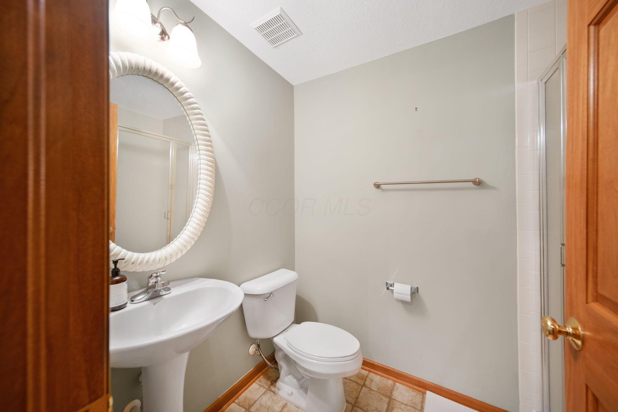 6199 Fairway Lane, Canal Winchester, Ohio image 33