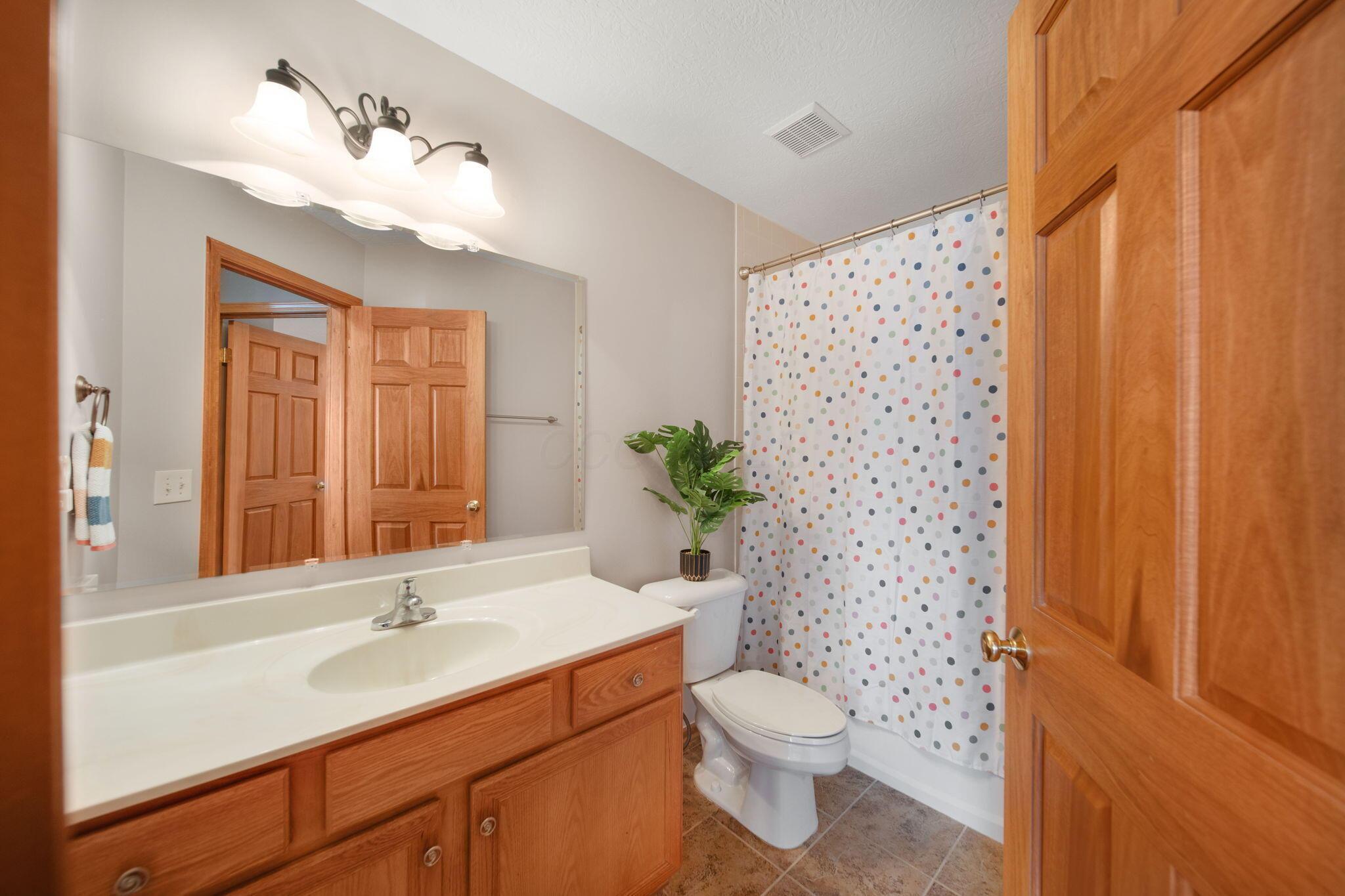 6199 Fairway Lane, Canal Winchester, Ohio image 27
