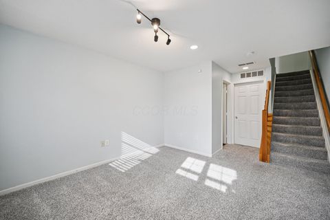 Tiny photo for 6395 Nottinghill Trail Drive, Canal Winchester, OH 43110 (MLS # 226002380)