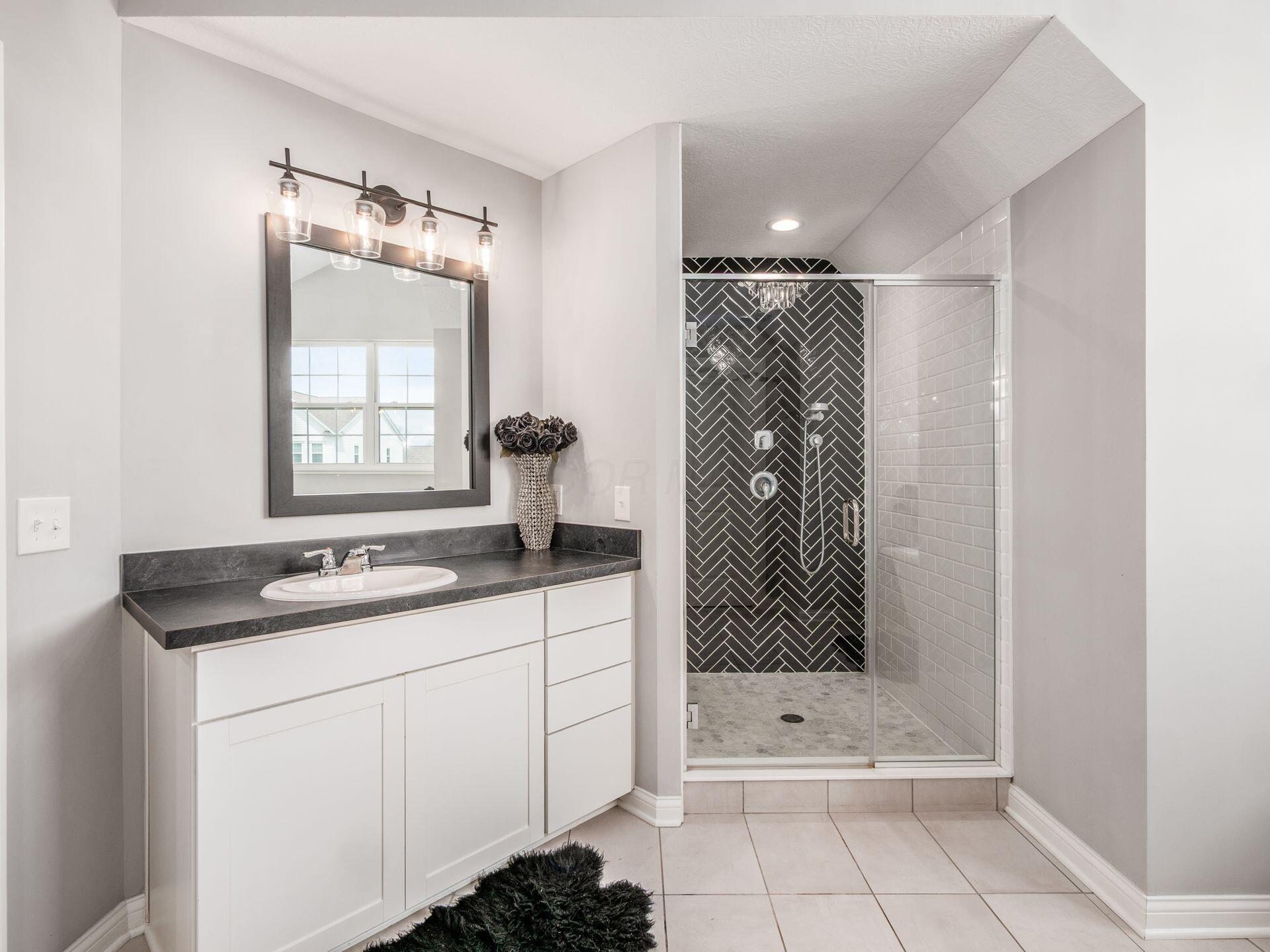 757 Avebury Drive, Pickerington, Ohio image 37
