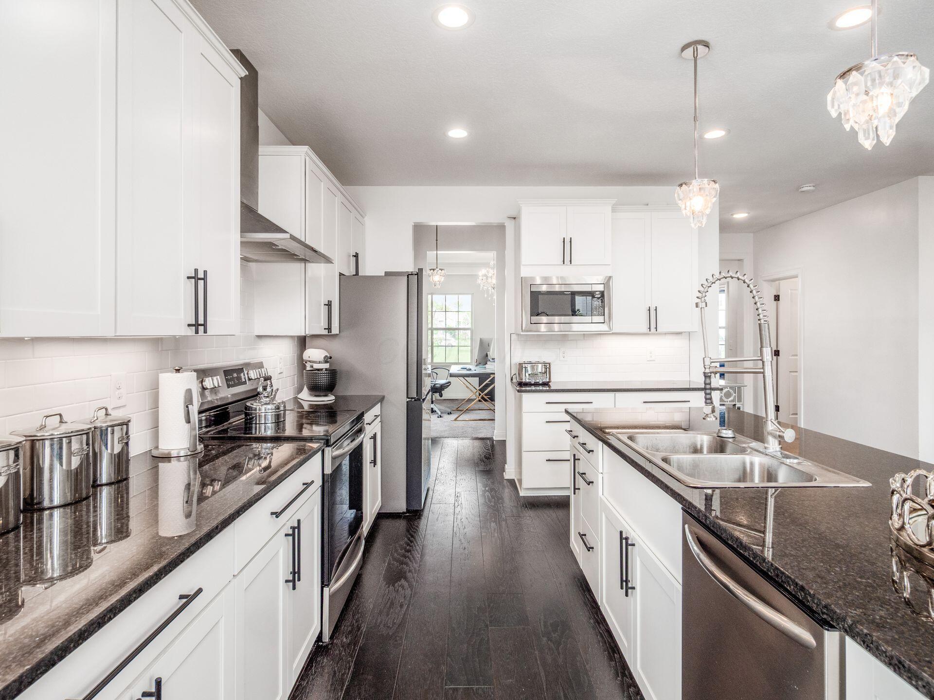 757 Avebury Drive, Pickerington, Ohio image 21