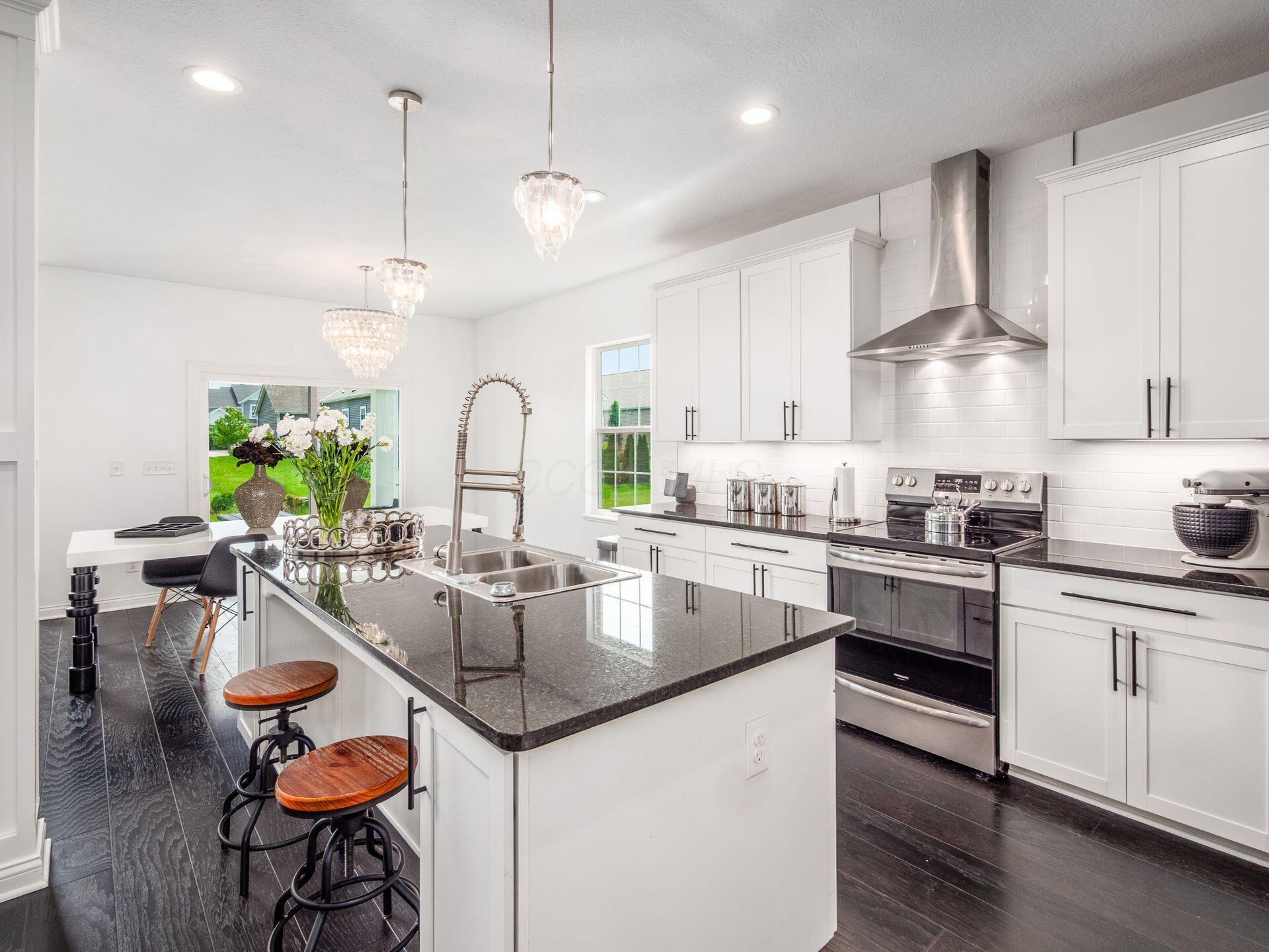 757 Avebury Drive, Pickerington, Ohio image 17