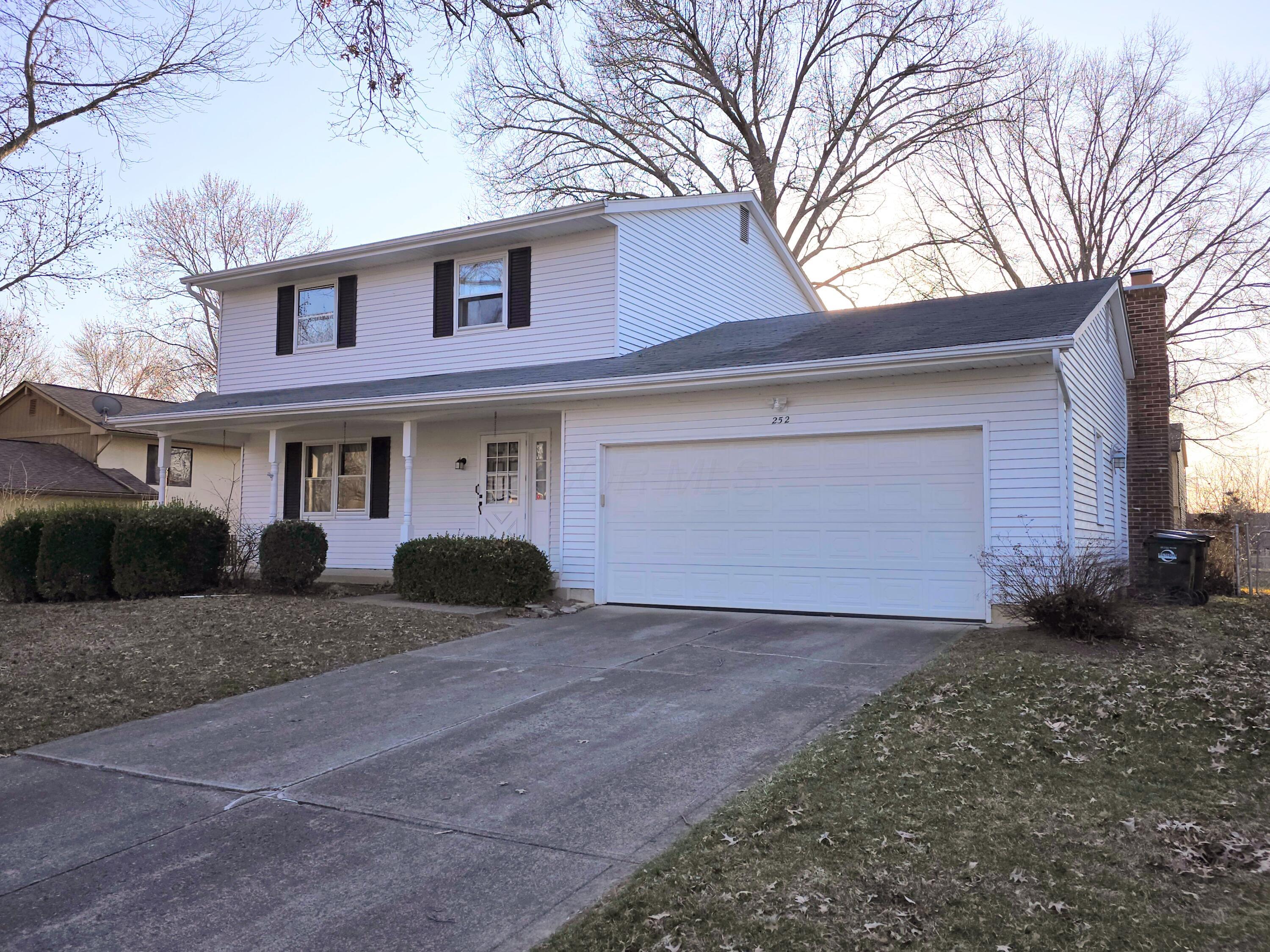 252 Old Coach Place, Canal Winchester, Ohio image 1