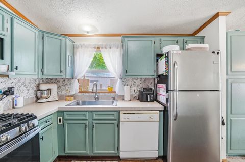 Tiny photo for 13111 Juniper Road NE, Thornville, OH 43076 (MLS # 226019099)