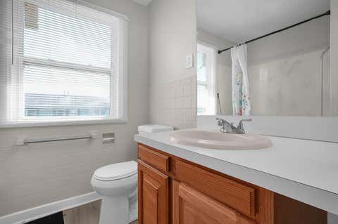 Tiny photo for 129 Buckeye Circle, Columbus, OH 43217 (MLS # 226029469)