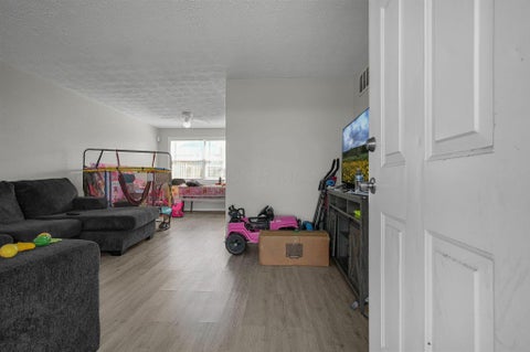 Tiny photo for 129 Buckeye Circle, Columbus, OH 43217 (MLS # 226029469)