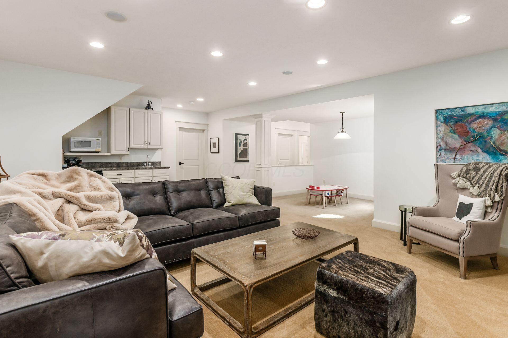 3795 Foresta Grand Drive, Powell, Ohio image 37