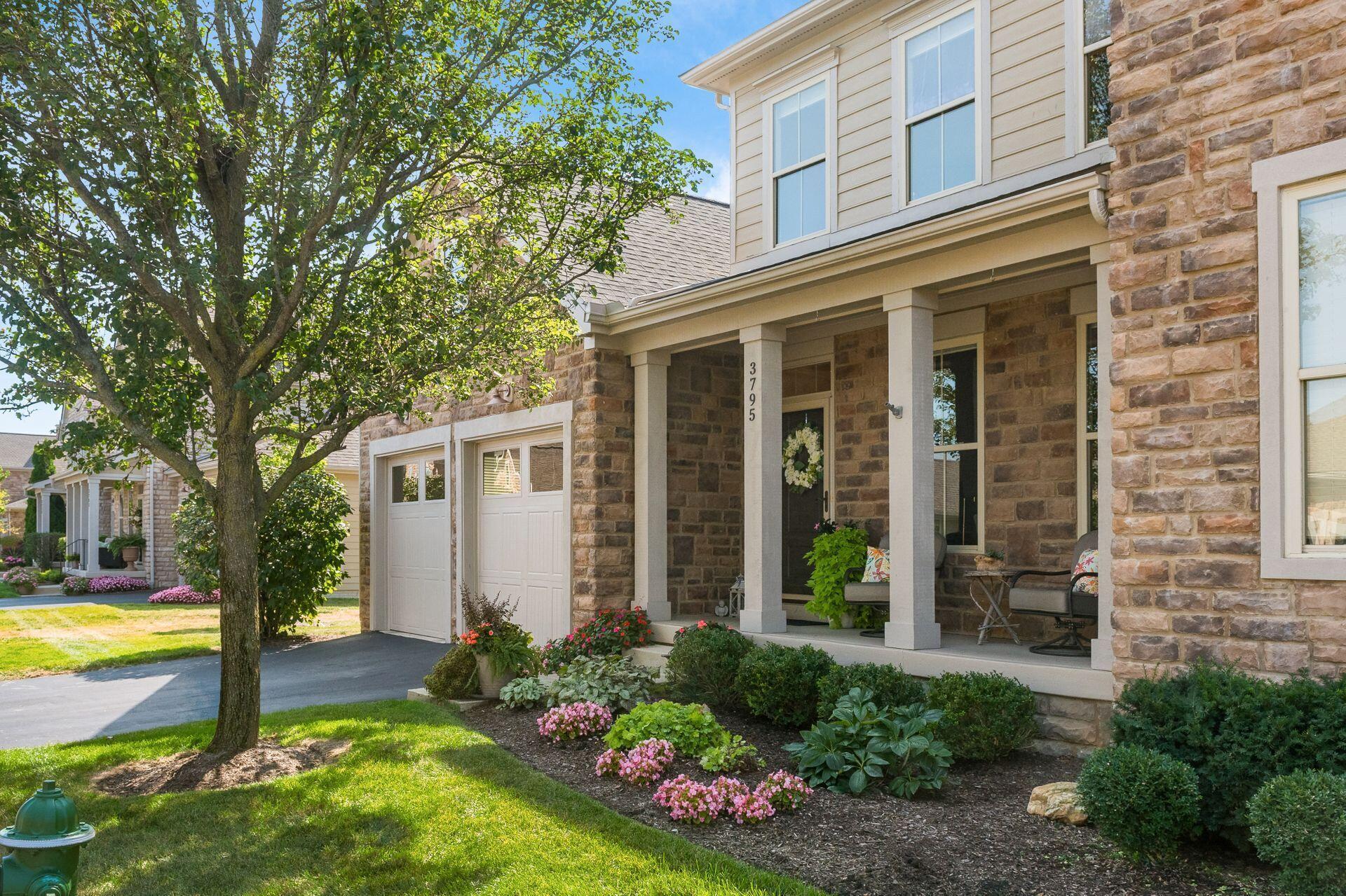 3795 Foresta Grand Drive, Powell, Ohio image 3