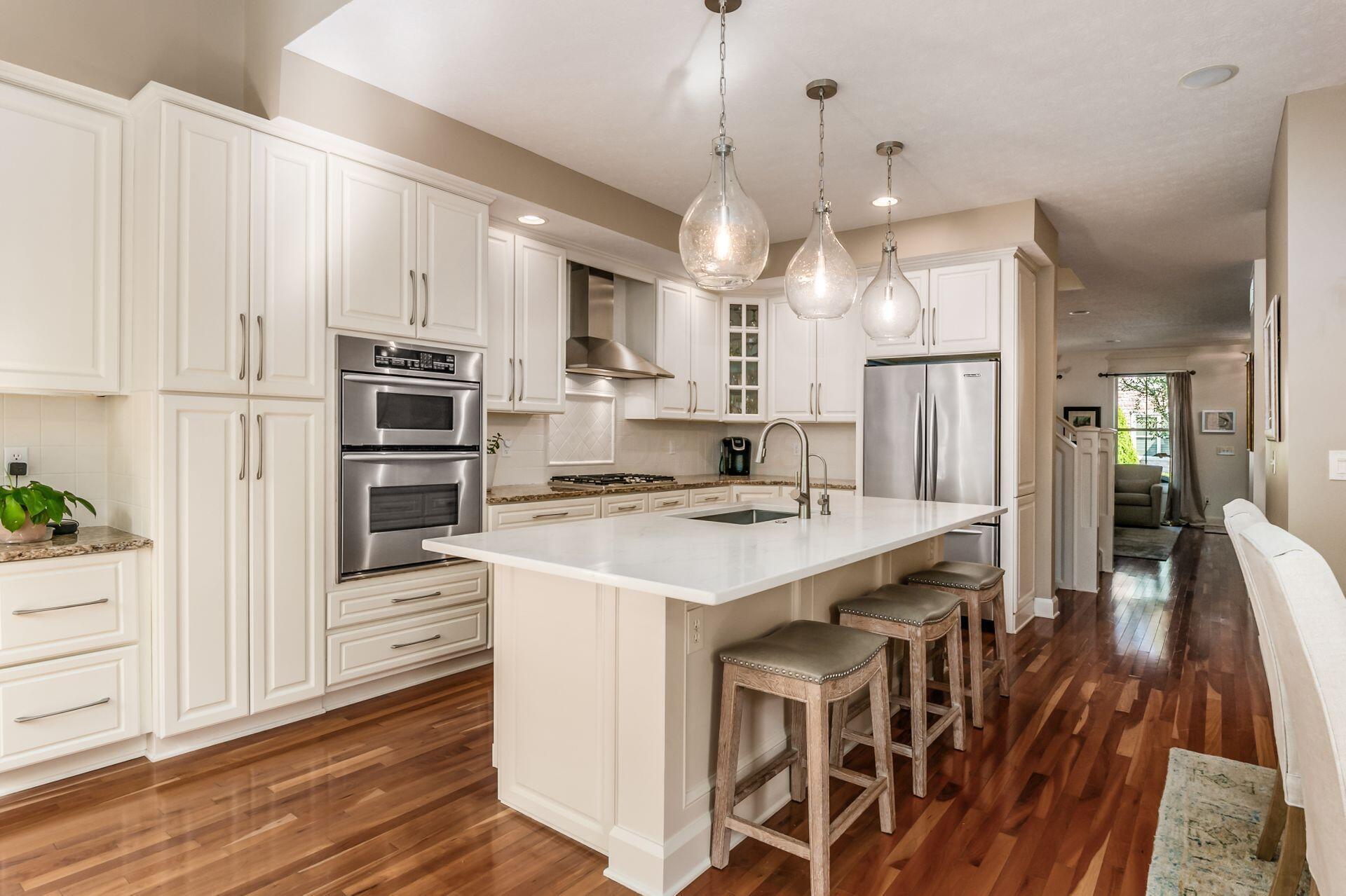3795 Foresta Grand Drive, Powell, Ohio image 12