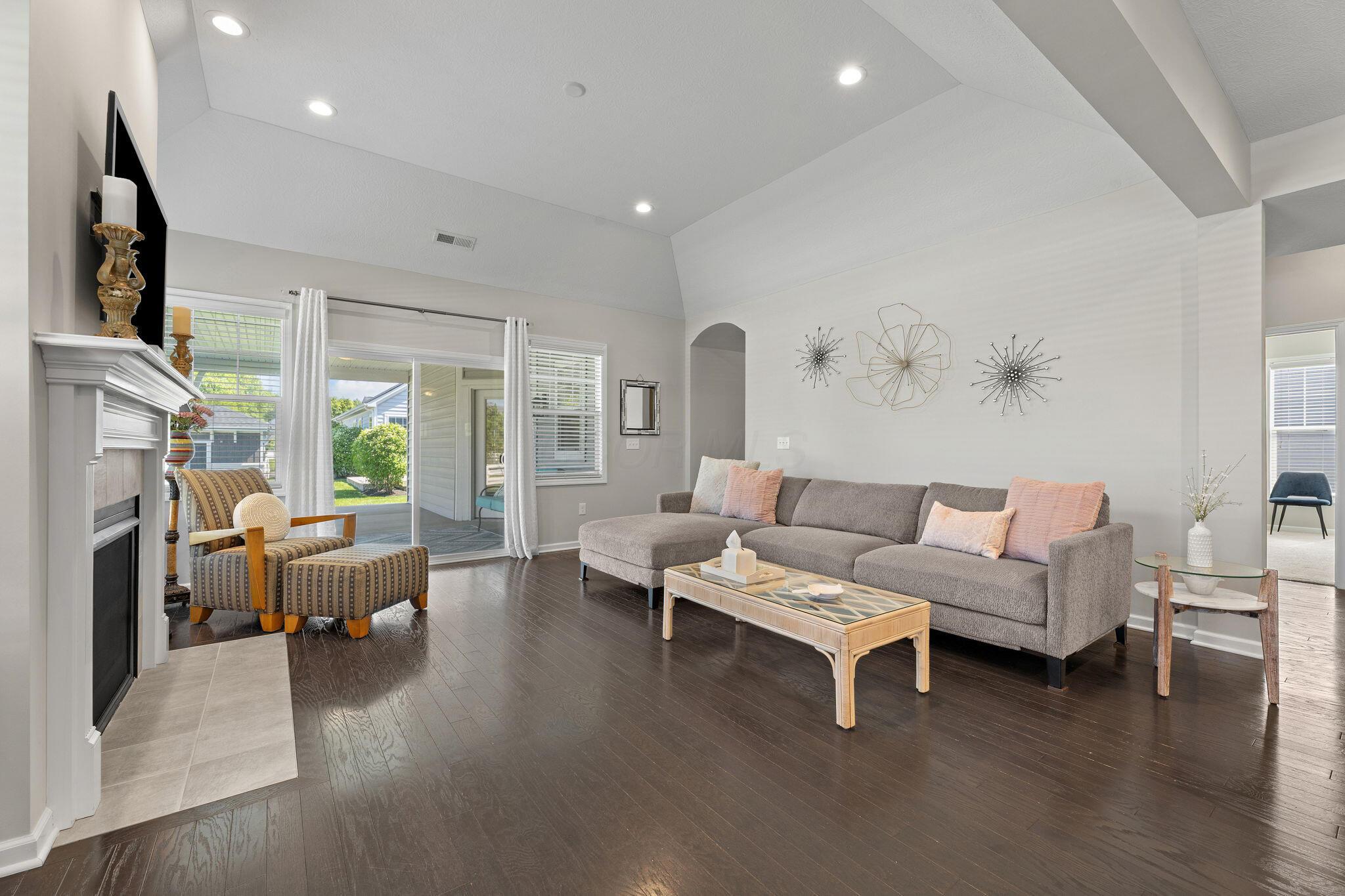 6302 Elizabeth Virginia