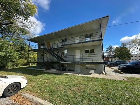 Photo of 180 N Sylvan Avenue, Columbus, OH 43204 (MLS # 225044146)