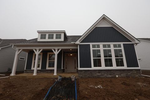 Photo of 4541 Corsican Loop E, Hilliard, OH 43026 (MLS # 225045295)