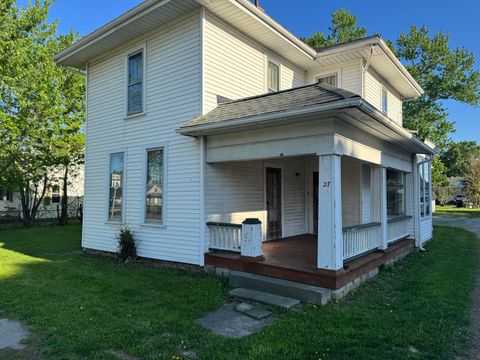 Photo of 27 State Street, Jeffersonville, OH 43128 (MLS # 226013135)