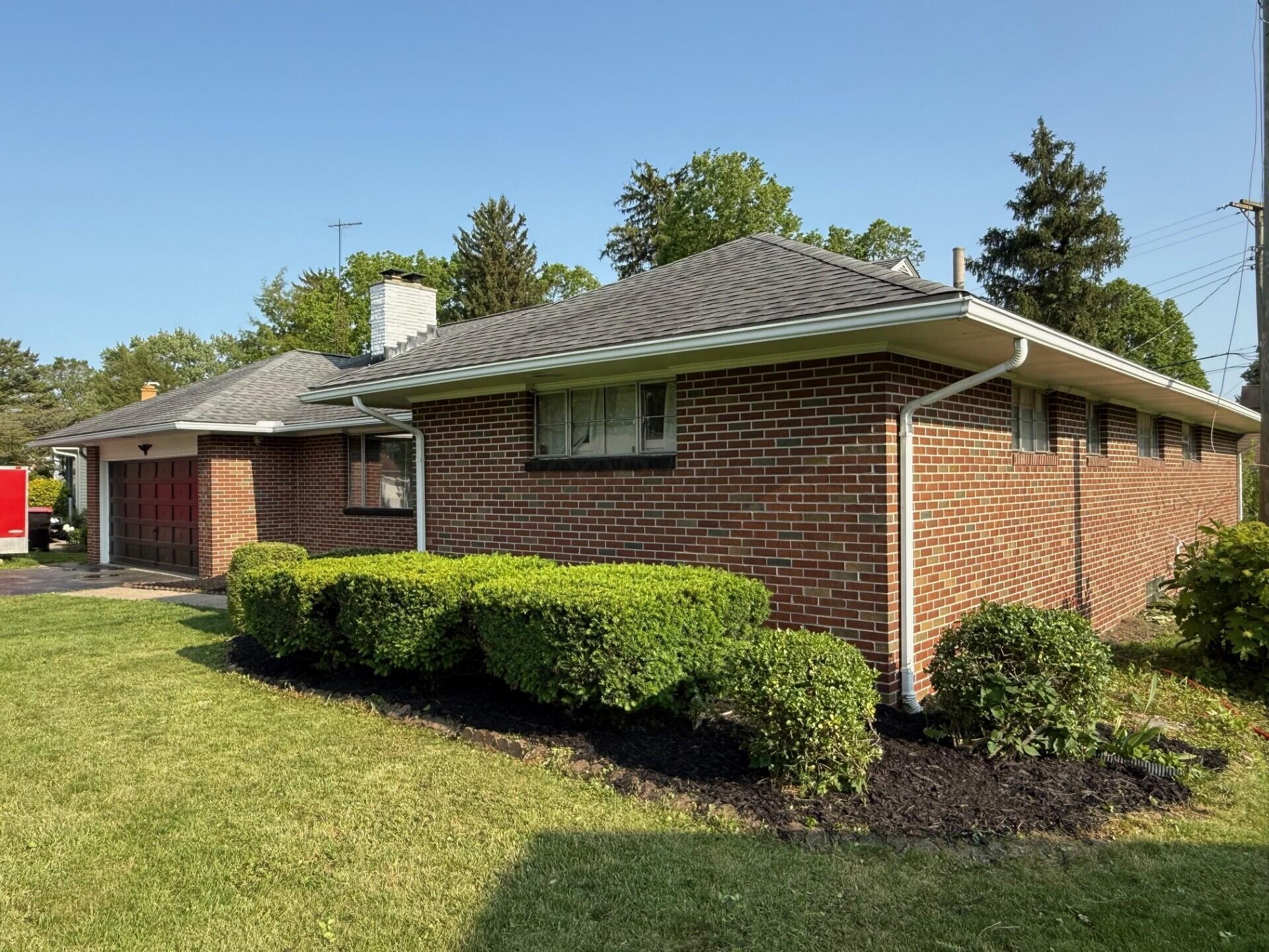 533 Leslie Drive, Newark, Ohio image 2