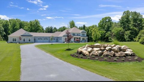 Photo of 6675 Clark State Road, Blacklick, OH 43004 (MLS # 226020486)